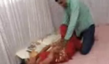 گربه گربه لزبین آماتور قبل از سوار شدن به استراپون کانال سکسی تلگرام جدید غول پیکر لیز خورد