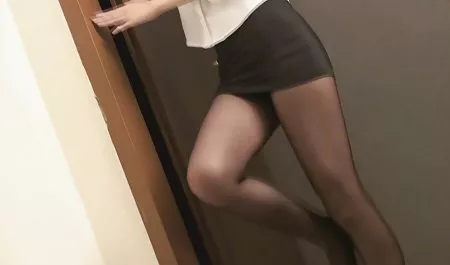 LADY RIDING HUGE فیلمسکسی جدید COCK 01